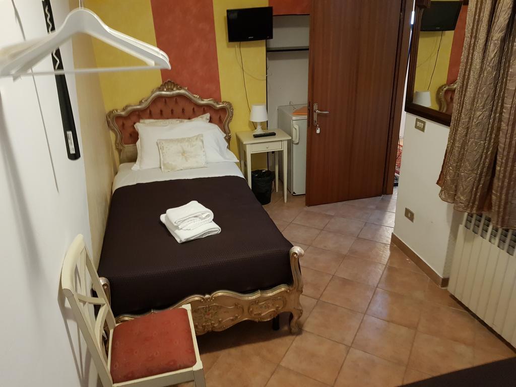 Bed and Breakfast Mi Casa Es Tambien Tu Casa 2 Verona Exterior foto